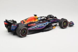 Oracle Red Bull Racing RB19 #1 M. Verstappen Winner Miami GP 2023 Minichamps 1:18 110230501 Druckguss — Bild 2 von 6