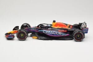Oracle Red Bull Racing RB19 #1 M. Verstappen Winner Miami GP 2023 Minichamps 1:18 110230501 Druckguss — Bild 3 von 6