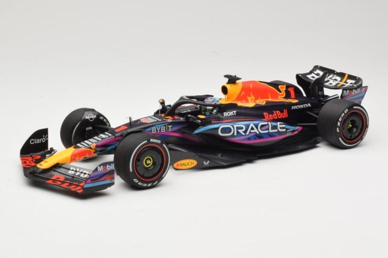 Oracle Red Bull Racing RB19 #1 M. Verstappen Winner Miami GP 2023 Minichamps 1:18 110230501 Druckguss