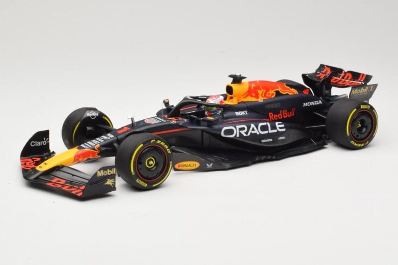 Red Bull Racing RB20 #1 M. Verstappen Winner China GP 2024 Minichamps 1:18 110240501 Druckguss