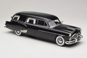 Packard Henney Schwarz BoS Models 1:18 BOS342 Druckguss — Bild 4 von 6
