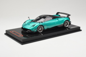 Pagani Huayra BC Green Metallic Yy Model 1:18 REMC020 Resin — Bild 2 von 7