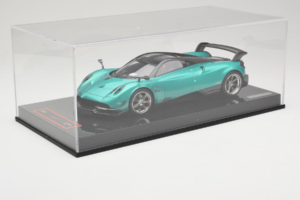 Pagani Huayra BC Green Metallic Yy Model 1:18 REMC020 Resin — Bild 6 von 7