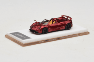 Pagani Huayra Roadster Tricolore Rot Henson & Heaven 1:64 PHRTR01 Druckguss — Bild 2 von 7