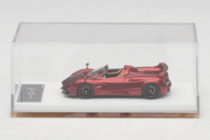 Pagani Huayra Roadster Tricolore Rot Henson & Heaven 1:64 PHRTR01 Druckguss — Bild 6 von 7