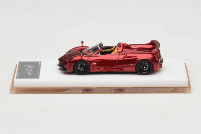 Pagani Huayra Roadster Tricolore Rot Henson & Heaven 1:64 PHRTR01 Druckguss