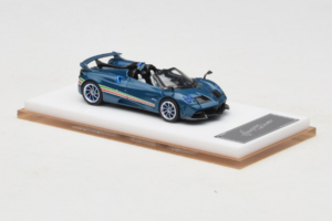 Pagani Huayra Tricolore Roadster Blau Henson & Heaven 1:64 PHTRB01 Resin — Bild 4 von 8