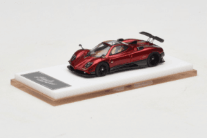 Pagani Zonda Tricolore Rot Henson & Heaven 1:64 PZTR01 Druckguss — Bild 2 von 7