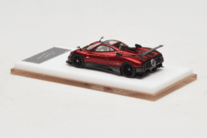 Pagani Zonda Tricolore Rot Henson & Heaven 1:64 PZTR01 Druckguss — Bild 5 von 7