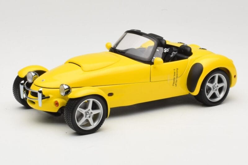 Panoz AIV Roadster Gelb AUTOart 1:18 78213 Druckguss