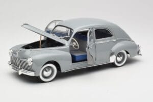Peugeot 203 Gris Clair Solido 1:18 8145 Druckguss — Bild 2 von 8