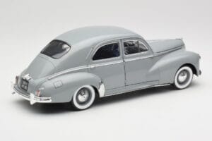 Peugeot 203 Gris Clair Solido 1:18 8145 Druckguss — Bild 3 von 8