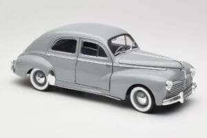Peugeot 203 Gris Clair Solido 1:18 8145 Druckguss — Bild 6 von 8