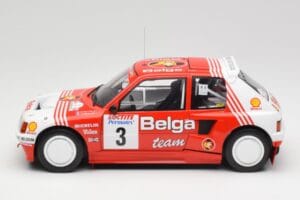 Peugeot 205 T16 #3 B. Darniche / A. Mahe Rally Ypres 1985 IXO 1:18 18RMC135 Druckguss — Bild 3 von 6