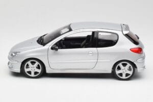 Peugeot 206 RC Aluminium Silber Norev 1:18 184726 Druckguss — Bild 4 von 8