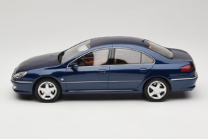 Peugeot 607 Phase II 3.0 V6 Blau Otto 1:18 OT485 Resin — Bild 3 von 6