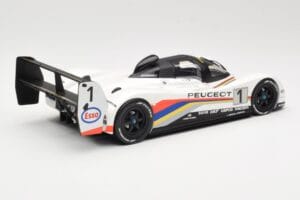 Peugeot 905 Evo 1B Group C #1 Peugeot Talbot Sport D. Warwick / Y. Dalmas / M. Blundell 24 Hours of Le Mans Winner 1992 Norev — Bild 2 von 6