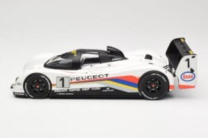 Peugeot 905 Evo 1B Group C #1 Peugeot Talbot Sport D. Warwick / Y. Dalmas / M. Blundell 24 Hours of Le Mans Winner 1992 Norev — Bild 3 von 6