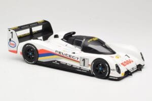 Peugeot 905 Evo 1B Group C #1 Peugeot Talbot Sport D. Warwick / Y. Dalmas / M. Blundell 24 Hours of Le Mans Winner 1992 Norev — Bild 4 von 6