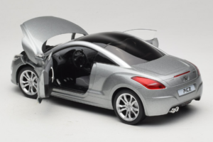 Peugeot RCZ Mercury Grey Norev 1:18 184875 Druckguss — Bild 5 von 8