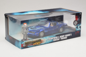 Pontiac Firebird Pennywise With Figure Jada 1:24 31118 Druckguss — Bild 2 von 3
