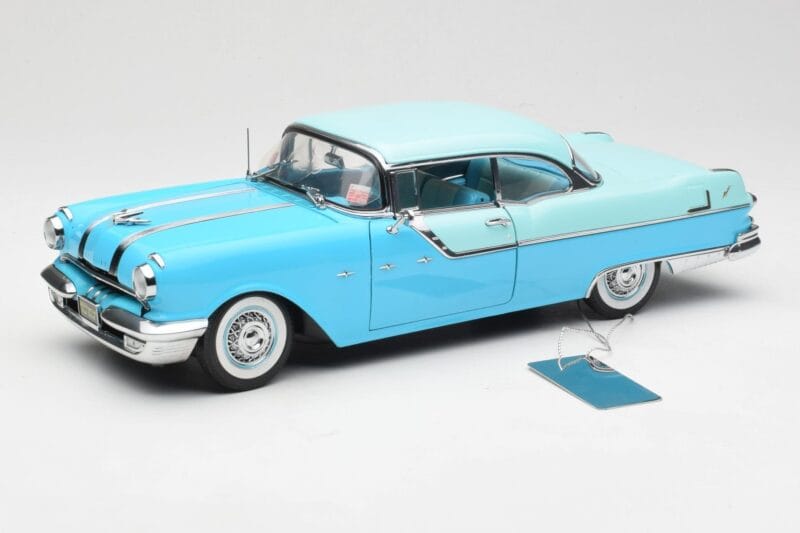 Pontiac Star Chief Blau Sun Star 1:18 5041 Druckguss