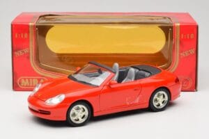 Porsche 911 996 Cabriolet Rot Mira 1:18 06930 Druckguss — Bild 8 von 8