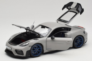 Porsche 718 Cayman 982 GT4 RS Weissach Package Chalk Norev 1:18 187253 Druckguss — Bild 3 von 8