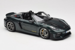 Porsche 718 Spyder RS Weissach Pack Forest Green Norev 1:18 187272 Druckguss — Bild 6 von 8