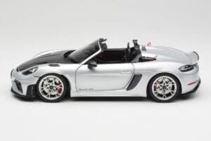 Porsche 718 Spyder RS Weissach Pack GT-Silver Metallic Norev 1:18 187270 Druckguss — Bild 4 von 8