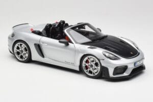 Porsche 718 Spyder RS Weissach Pack GT-Silver Metallic Norev 1:18 187270 Druckguss — Bild 6 von 8