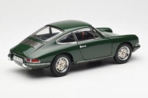 Porsche 901 Grün CMC 1:18 M-067B Druckguss — Bild 2 von 6
