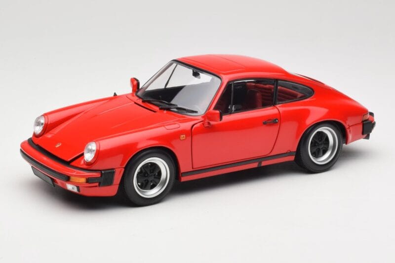 Porsche 911 930 Carrera 3.2 Guards Red Minichamps 1:18 100063021 Druckguss