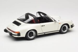 Porsche 911 930 Carrera Targa 3.2 Grand Prix White Minichamps 1:18 100063062 Druckguss — Bild 3 von 8