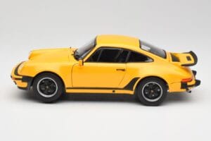 Porsche 911 930 Turbo 3.0 Gelb Norev 1:18 187579 Druckguss — Bild 4 von 8