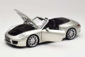 Porsche 911 991 Carrera S Cabriolet GT Silber Metallic Minichamps 1:18 100061030 Druckguss — Bild 2 von 8