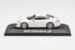 Porsche 911 991 Carrera S Weiß IAA Frankfurt 2011 Minichamps 1:43 WAX20100090 Druckguss
