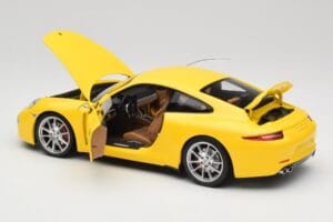 Porsche 911 991 Carrera S Racing Yellow Minichamps 1:18 100061021 Druckguss — Bild 5 von 8