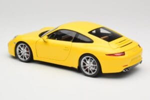 Porsche 911 991 Carrera S Racing Yellow Minichamps 1:18 100061021 Druckguss — Bild 7 von 8