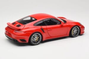 Porsche 911 991 Turbo S Guards Red Minichamps 1:18 110067122 Druckguss — Bild 3 von 8