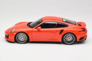 Porsche 911 991 Turbo S Lava Orange Minichamps 1:18 110067120 Druckguss — Bild 4 von 8