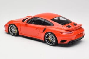 Porsche 911 991 Turbo S Lava Orange Minichamps 1:18 110067120 Druckguss — Bild 7 von 8