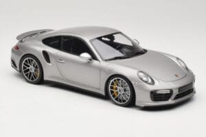Porsche 911 991 Turbo S Silber Minichamps 1:18 113067126 Druckguss — Bild 6 von 8