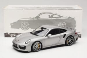 Porsche 911 991 Turbo S Silber Minichamps 1:18 113067126 Druckguss — Bild 8 von 8