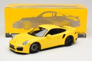 Porsche 911 991 Turbo S Gelb Mit Schwarzen Felgen Minichamps 1:18 110062321 Druckguss — Bild 8 von 8