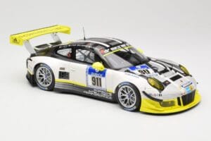 Porsche 911 991.1 GT3 R #911 Manthey Racing N. Tandy / E. Bamber 24h Nürburgring 2016 Minichamps 1:18 155166911 Druckguss — Bild 4 von 6