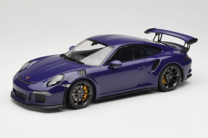 Porsche 911 991.1 GT3 RS Ultraviolet Minichamps 1:18 155066221 Druckguss