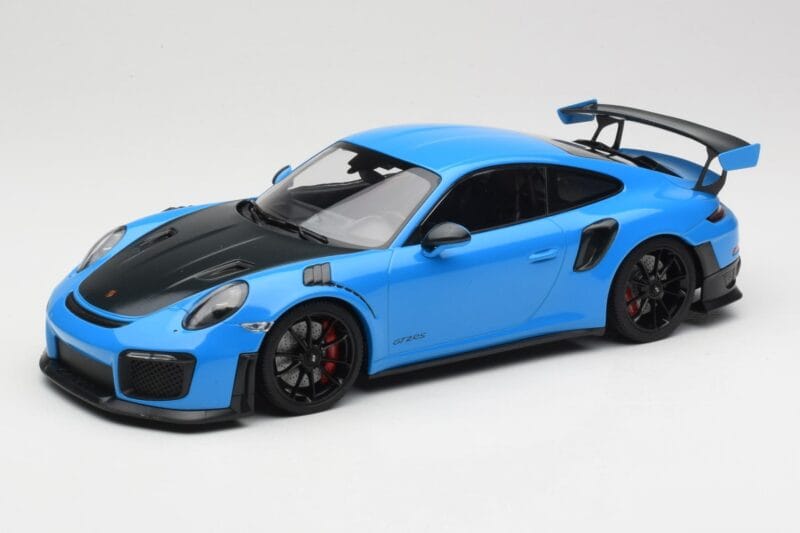 Porsche 911 991.2 GT2 RS Blau mit Schwarzen Felgen Minichamps 1:18 155068308 Druckguss