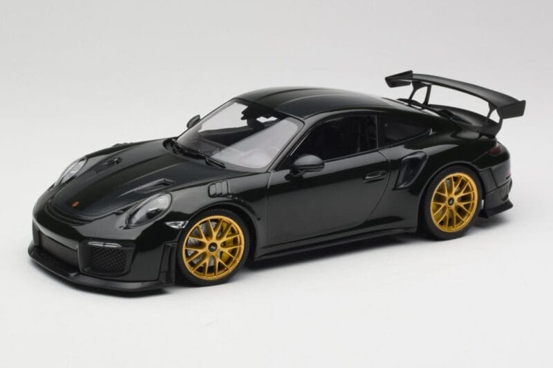 Porsche 911 991.2 GT2 RS Grün Weissach Package Goldene Felgen Minichamps 1:18 155068306 Druckguss