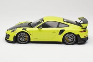 Porsche 911 991.2 GT2 RS Limonengrün mit Silbernen Felgen Minichamps 1:18 155068309 Druckguss — Bild 3 von 6
